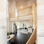 Dock 61 - Tolles Fuer Bis Zu 4 Personen Mit Kaminofen Und Sauna - Haustiere Herzlich Willkommen, Direkt Am Wasser Gelegen *