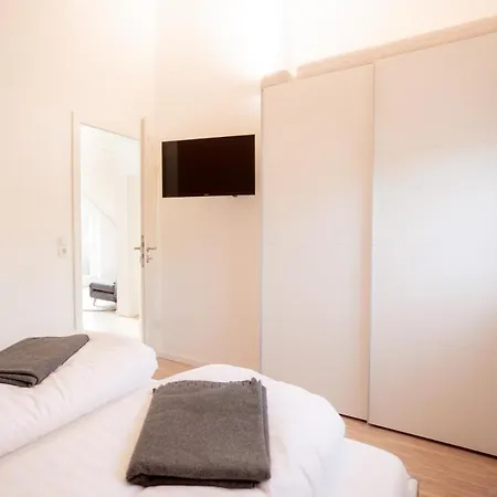 Dock 61 - Tolles Fuer Bis Zu 4 Personen Mit Kaminofen Und Sauna - Haustiere Herzlich Willkommen, Direkt Am Wasser Gelegen Prázdninový dům Nordhorn