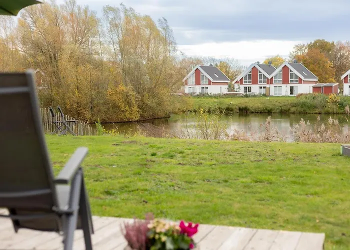 Dock 61 - Tolles Fuer Bis Zu 4 Personen Mit Kaminofen Und Sauna - Haustiere Herzlich Willkommen, Direkt Am Wasser Gelegen Feriehus